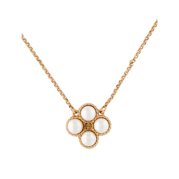 Tory Burch Pearl Clover Pendant Necklace NWT – Gold-Tone Chain with Logo Detail - Picture 3 of 6